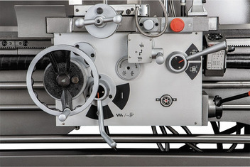 Токарно-винторезный станок серии ZX GH-1860ZX DRO RFS