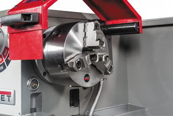 Токарно-винторезный станок GHB-1330A