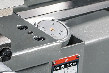 Токарно-винторезный станок GHB-1330A